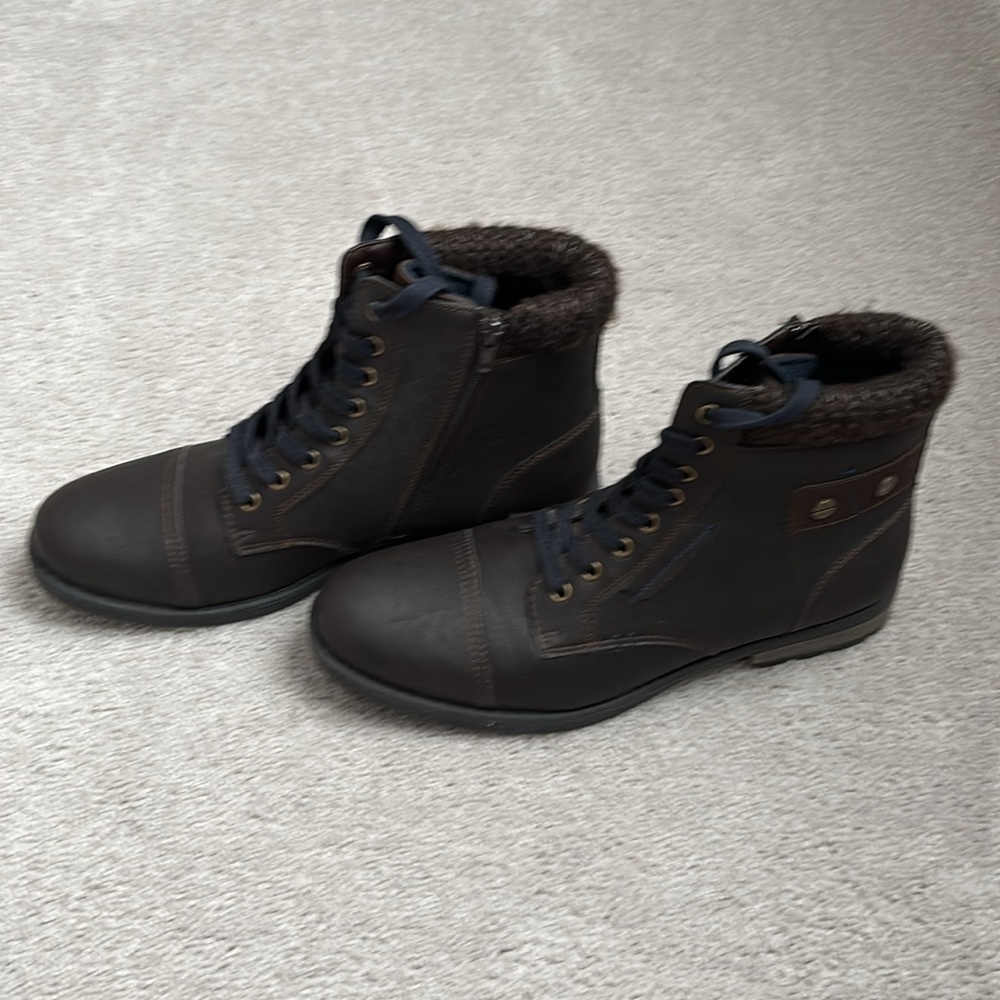 Men's Dark Brown Lace-Up Boots